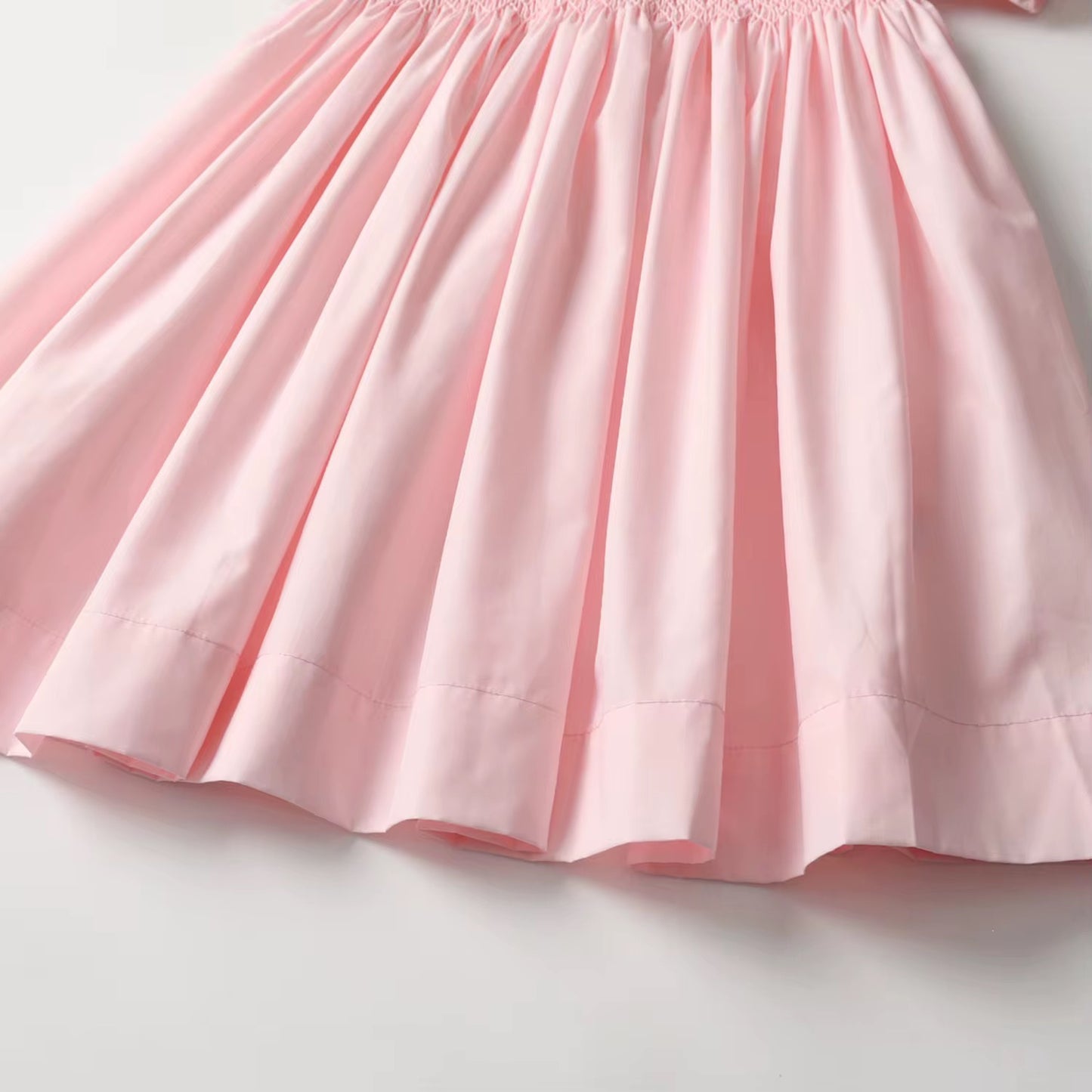 🌸 Pink Puffy Sleeve Dress