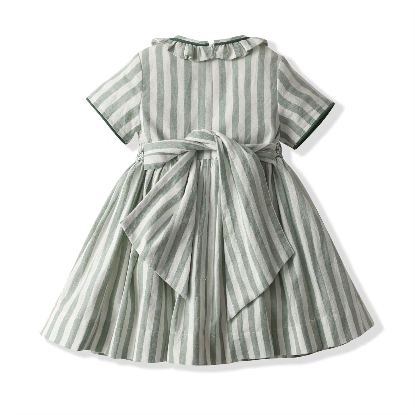 Timeless Dusty Green dress 🤍