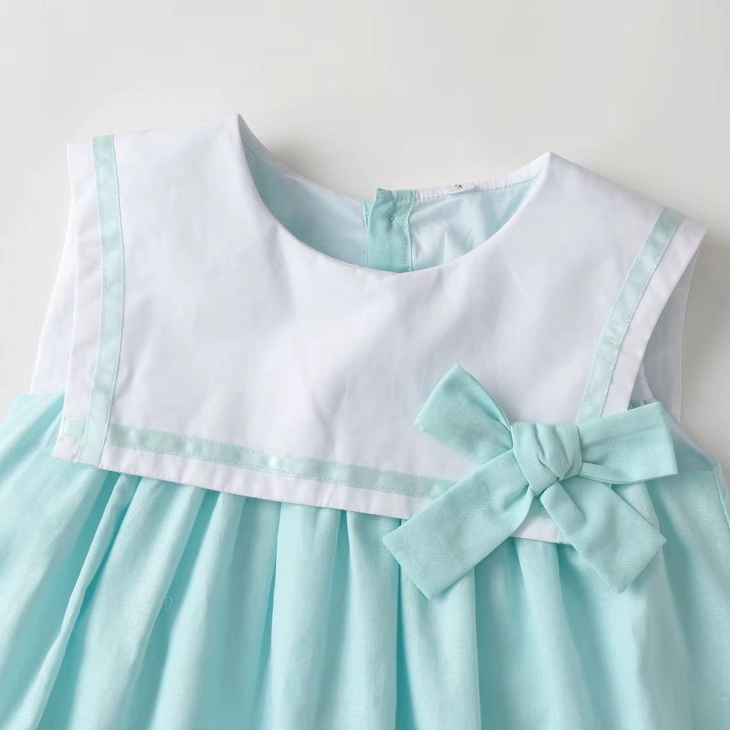 👗 Tiffany Bow Dress